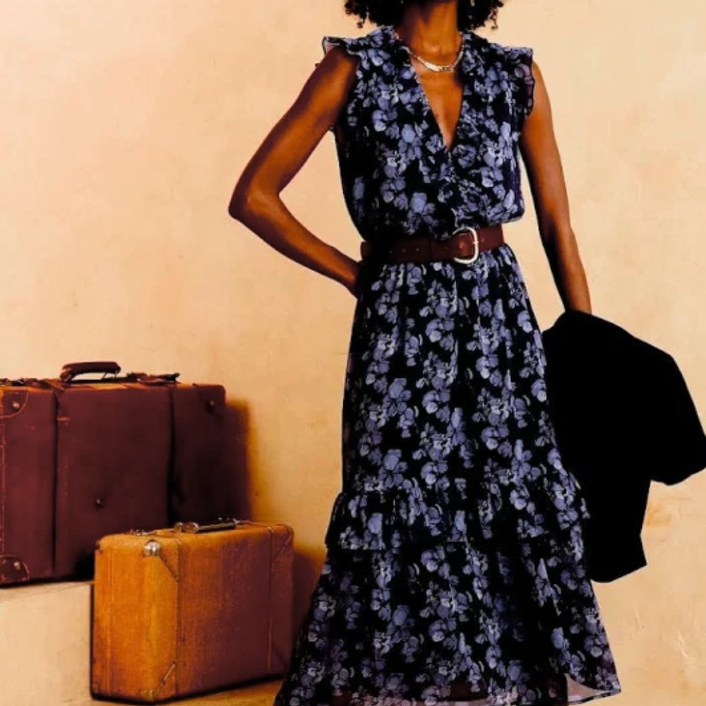 Banana Republic Midi-Dress. Navy Blue Floral print. Cap Sleeves. Tiered …